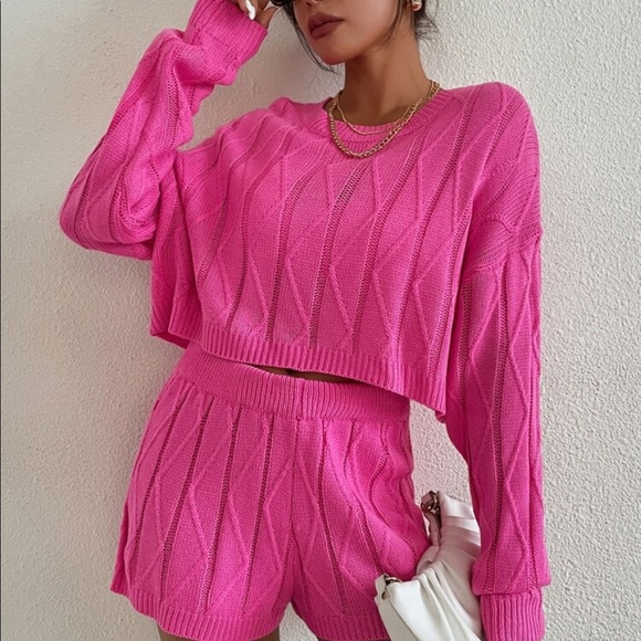 Hot Pink Over Sized Sweater Crop Top & Short Lounge Set - Picture 5 of 10